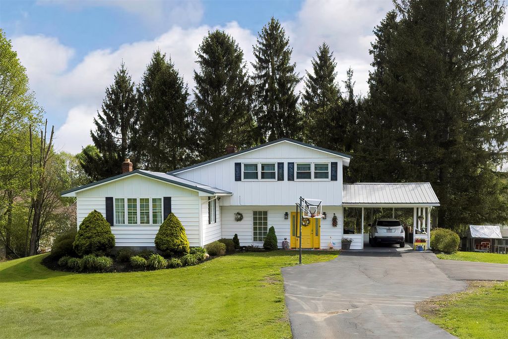 12081 ANGLING Road, Edinboro, PA 16412