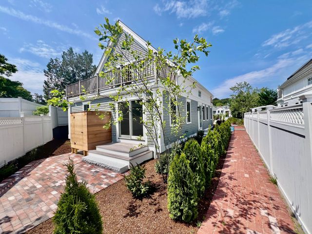 65 Franklin Street Unit A, Provincetown, MA 02657