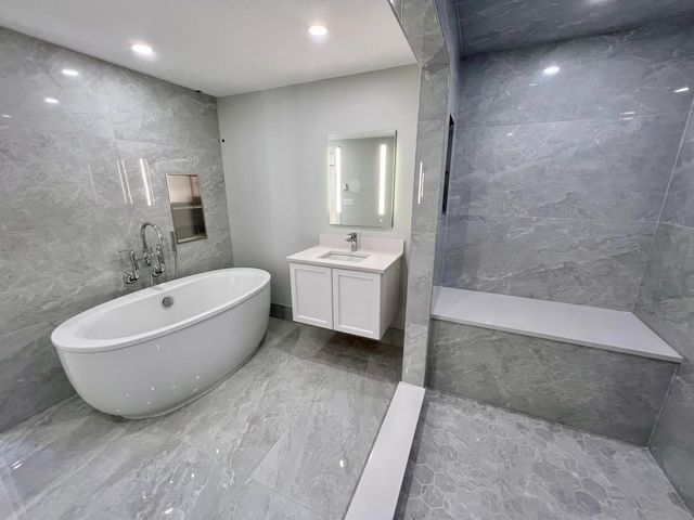 65 Franklin Street Unit A, Provincetown, MA 02657