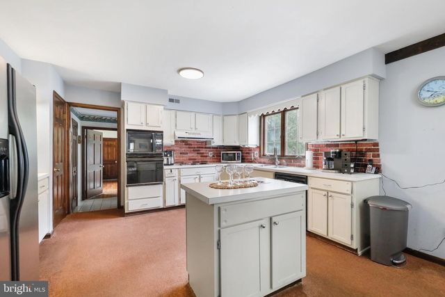 95 FOSTERTOWN RD, Lumberton, NJ 08048
