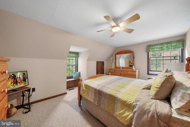 95 FOSTERTOWN RD, Lumberton, NJ 08048