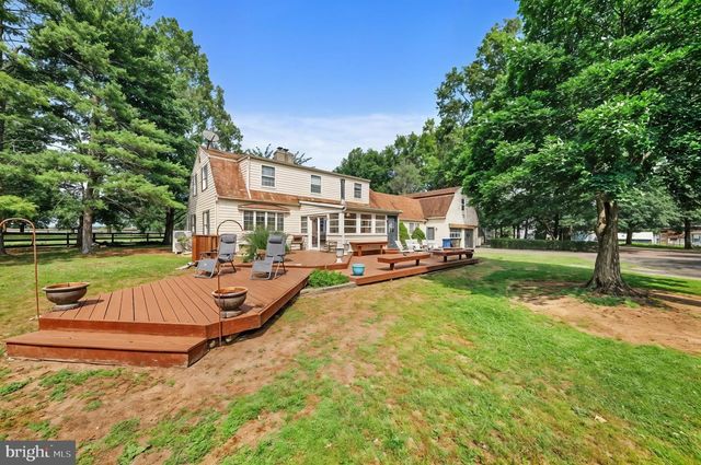 95 FOSTERTOWN RD, Lumberton, NJ 08048