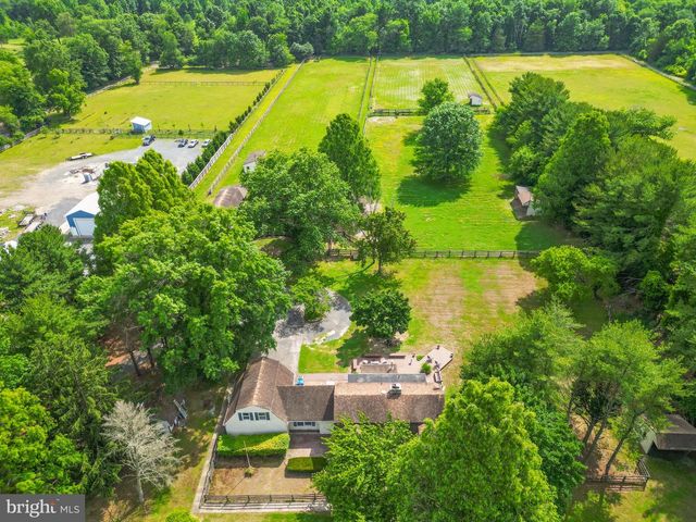 95 FOSTERTOWN RD, Lumberton, NJ 08048