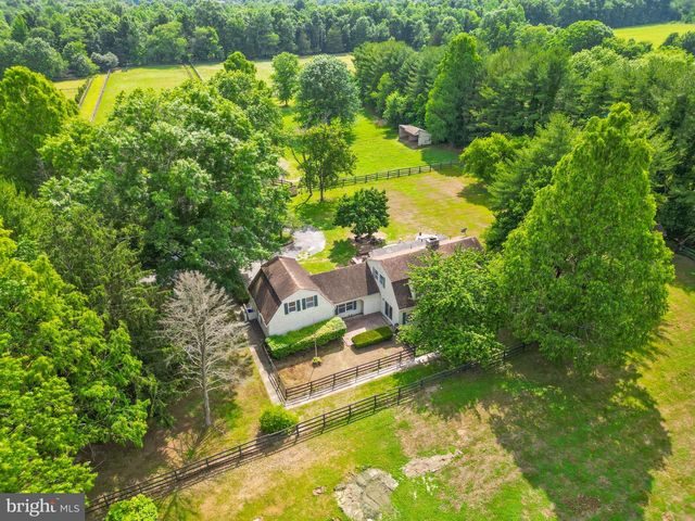 95 FOSTERTOWN RD, Lumberton, NJ 08048