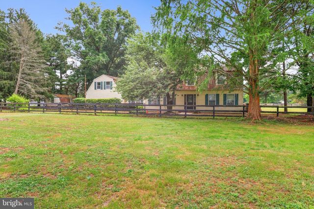 95 FOSTERTOWN RD, Lumberton, NJ 08048