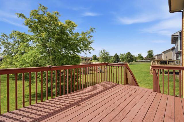 1421 93rd Street, West Des Moines, IA 50266