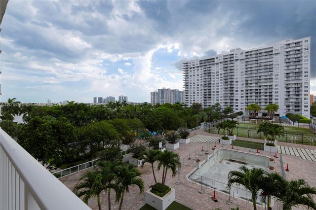 2851 NE 183rd Street 504E, Aventura, FL 33160