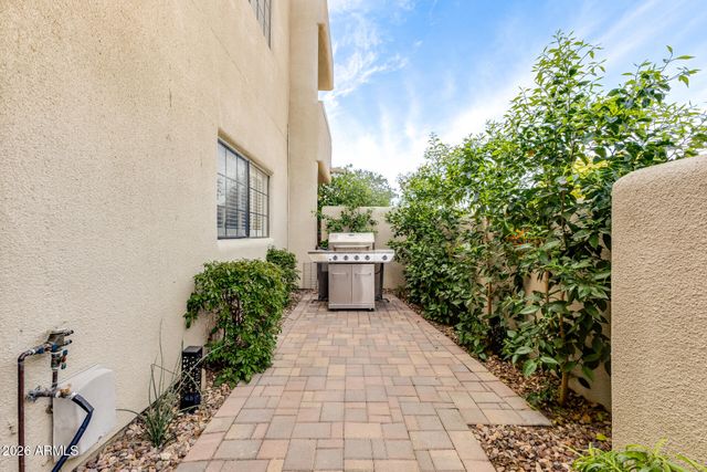 6232 N 30th Place, Phoenix, AZ 85016