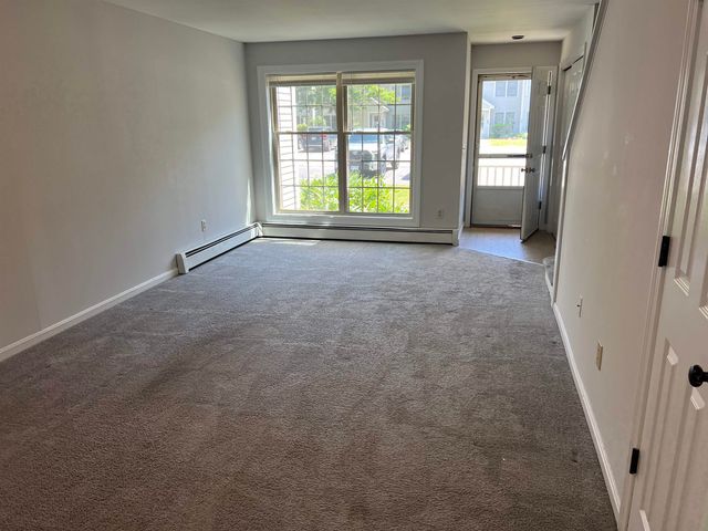 45 Woodland Green, Rochester, NH 03868