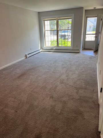 45 Woodland Green, Rochester, NH 03868