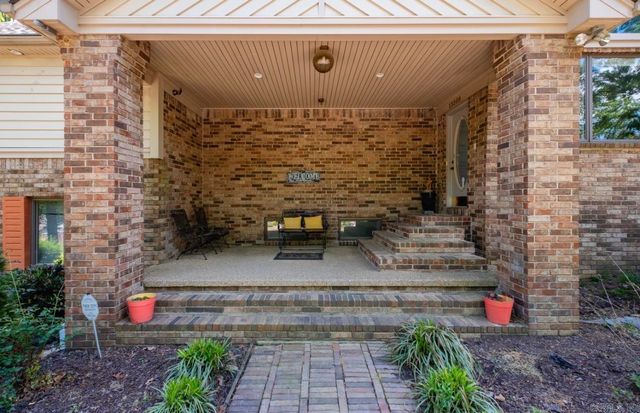 13505 Saddle Hill Drive, Little Rock, AR 72212