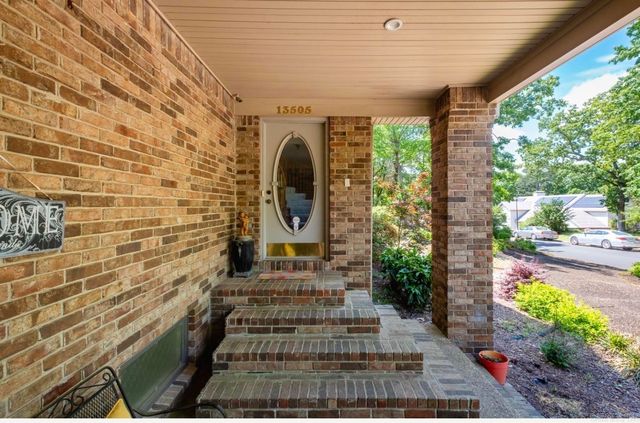 13505 Saddle Hill Drive, Little Rock, AR 72212