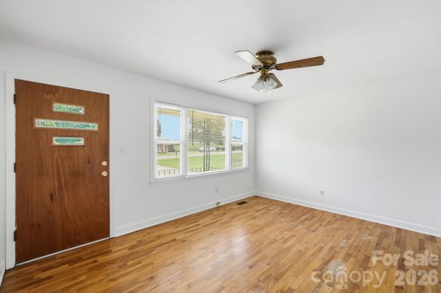 913 Harper Road, Gastonia, NC 28056