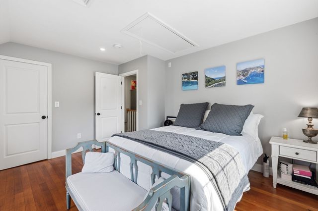 9 Walnut Ave 9, Andover, MA 01810