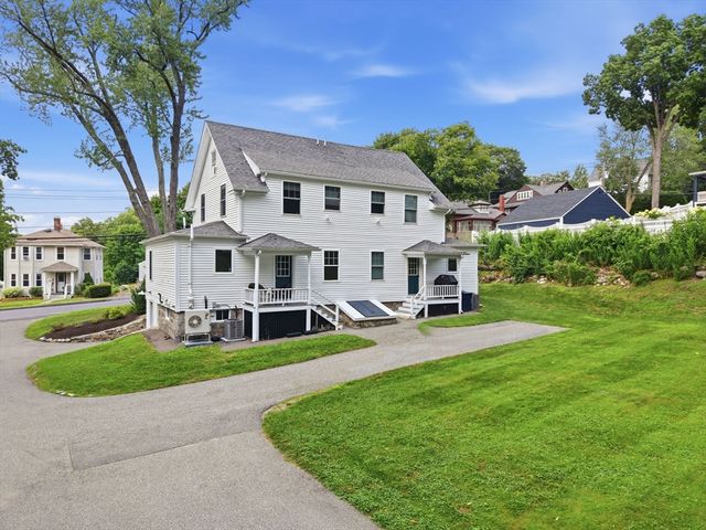 9 Walnut Ave 9, Andover, MA 01810