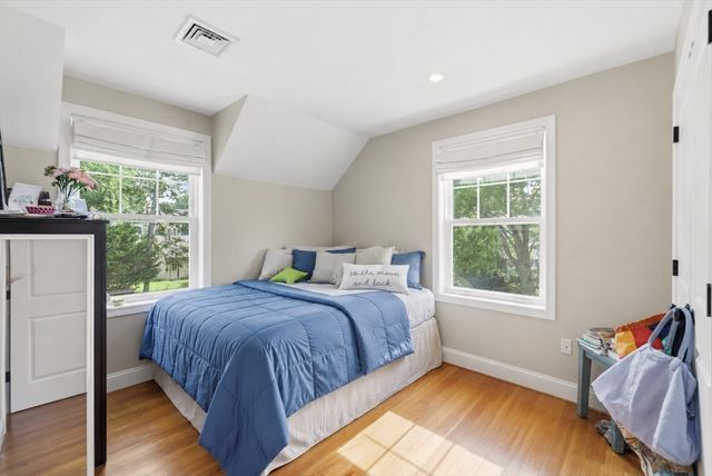 9 Walnut Ave 9, Andover, MA 01810