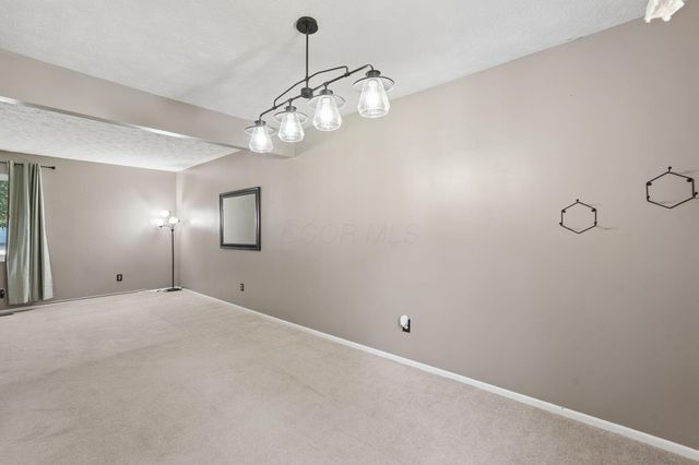 242 Devon Road, Delaware, OH 43015