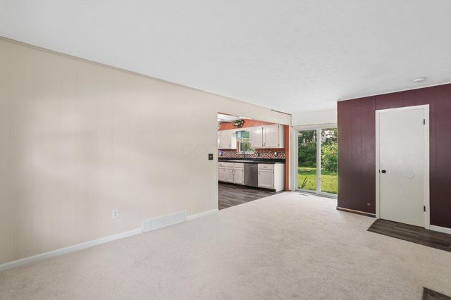 242 Devon Road, Delaware, OH 43015
