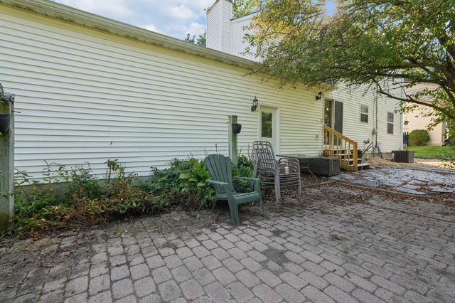242 Devon Road, Delaware, OH 43015