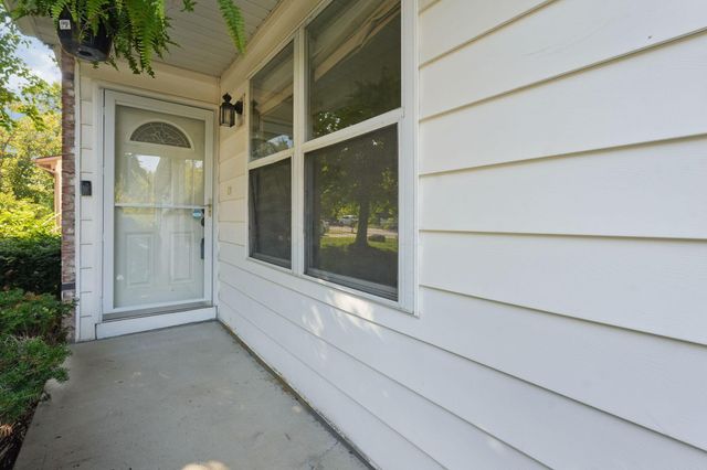 242 Devon Road, Delaware, OH 43015