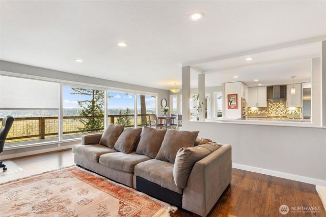 11401 SE 326th Place, Auburn, WA 98092