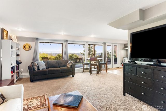 11401 SE 326th Place, Auburn, WA 98092