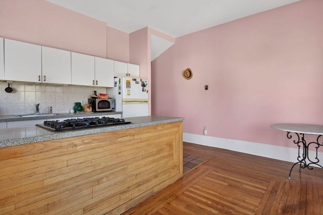 51 Cherry St 1, Lynn, MA 01902