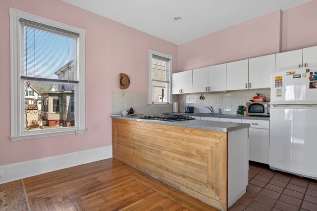 51 Cherry St 1, Lynn, MA 01902