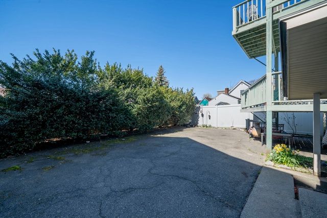 51 Cherry St 1, Lynn, MA 01902