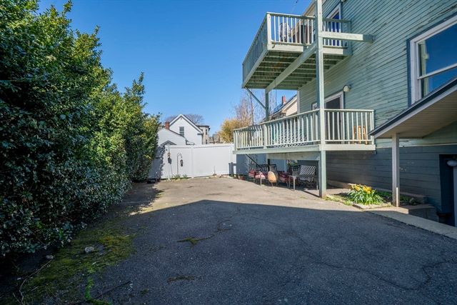 51 Cherry St 1, Lynn, MA 01902