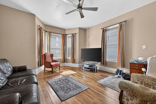51 Cherry St 1, Lynn, MA 01902