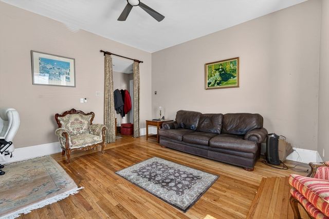 51 Cherry St 1, Lynn, MA 01902