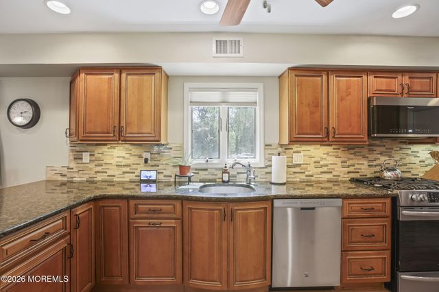 384 Taylors Mills Road, Manalapan, NJ 07726