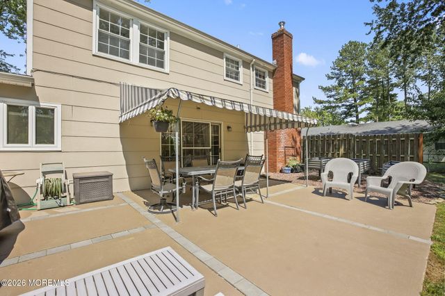 384 Taylors Mills Road, Manalapan, NJ 07726