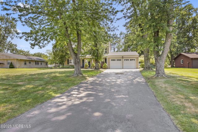 384 Taylors Mills Road, Manalapan, NJ 07726
