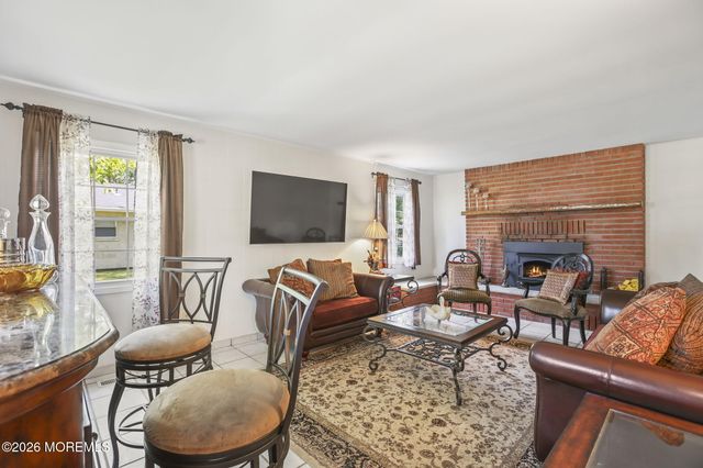 384 Taylors Mills Road, Manalapan, NJ 07726