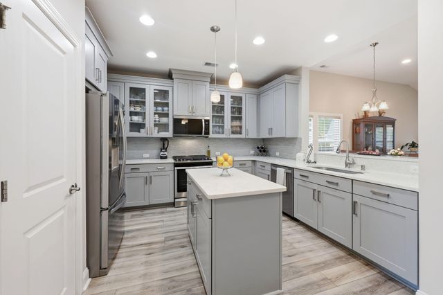 1001 Pigeon Point, Johns Island, SC 29455