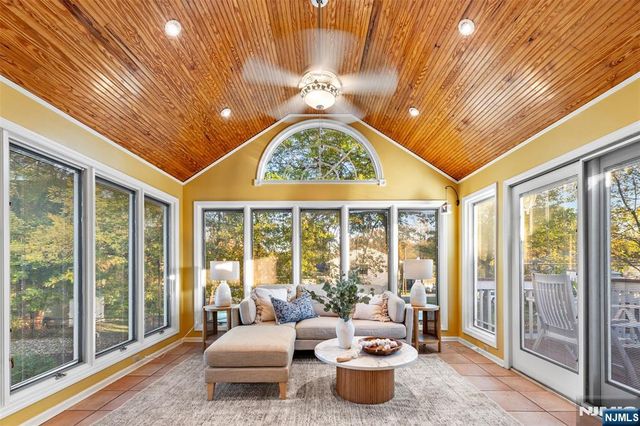 60 Richard Avenue, West Caldwell, NJ 07006