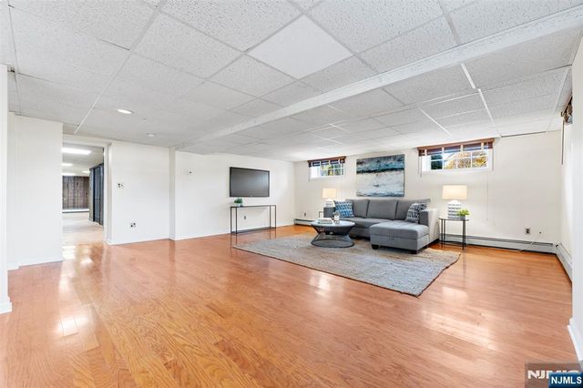 60 Richard Avenue, West Caldwell, NJ 07006