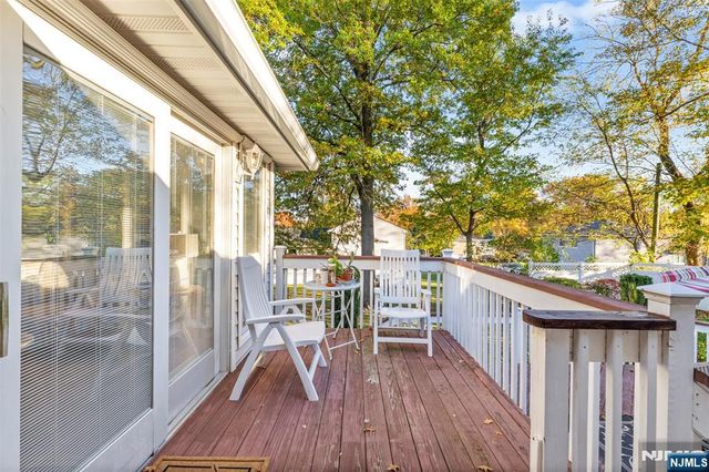 60 Richard Avenue, West Caldwell, NJ 07006