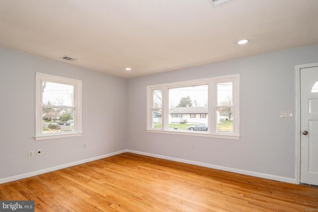 11 JERICHO DR, Hamilton, NJ 08690