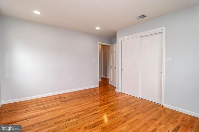 11 JERICHO DR, Hamilton, NJ 08690