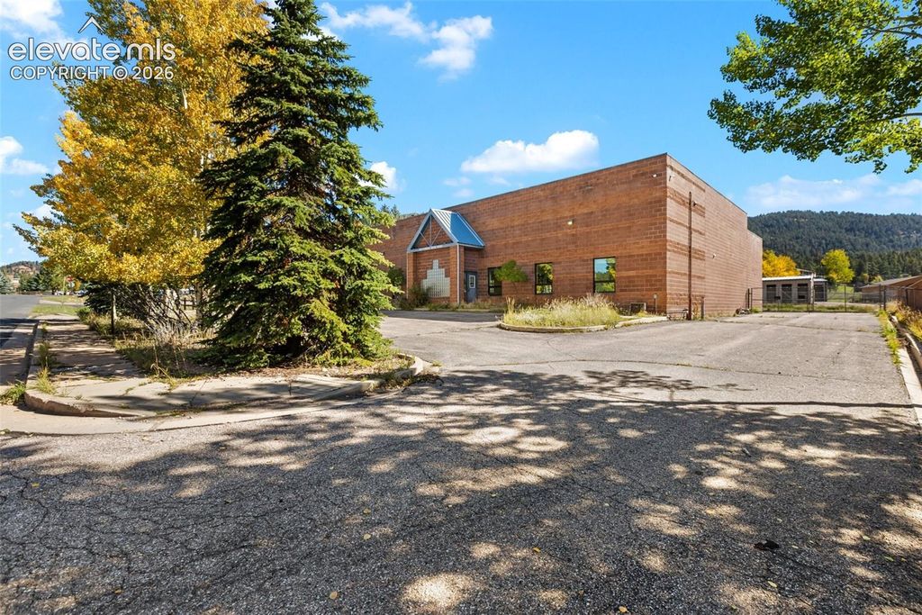 451 Forest Edge Road, Woodland Park, CO 80863 — photo 2