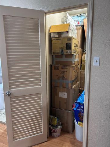 9700 Leawood Boulevard 308, Houston, TX 77099