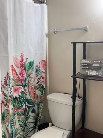 9700 Leawood Boulevard 308, Houston, TX 77099