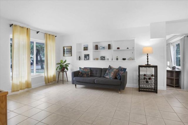 1032 NE 19TH PLACE, Gainesville, FL 32609