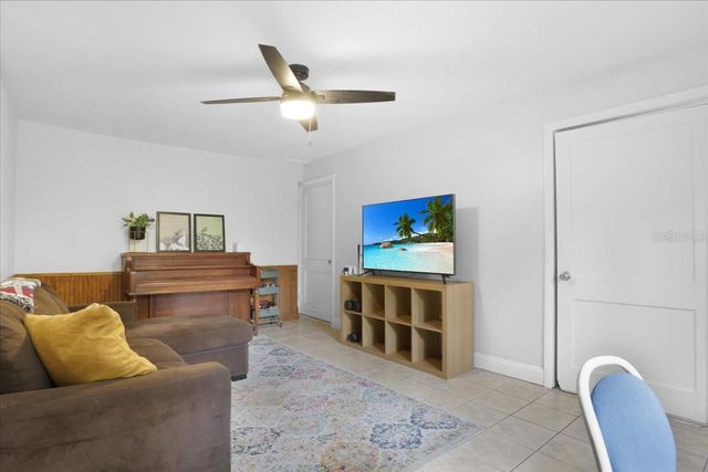 1032 NE 19TH PLACE, Gainesville, FL 32609