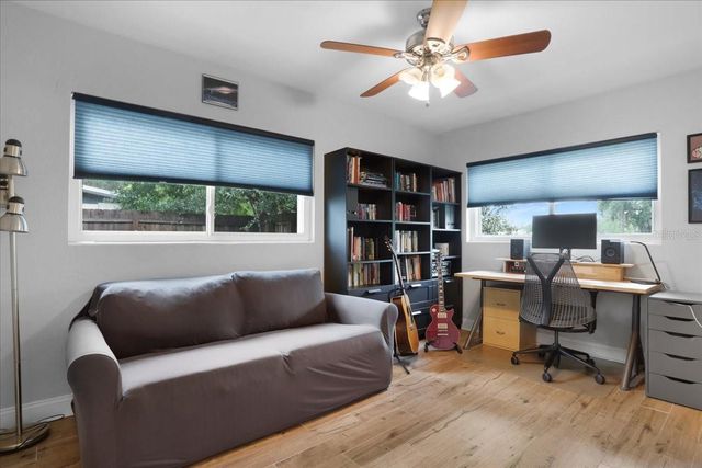 1032 NE 19TH PLACE, Gainesville, FL 32609