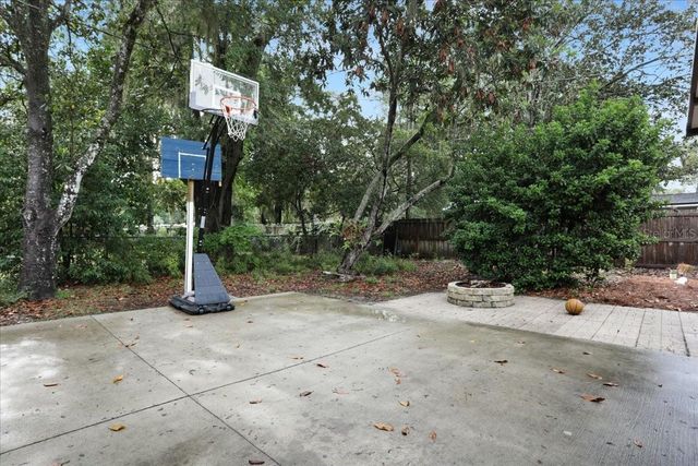 1032 NE 19TH PLACE, Gainesville, FL 32609