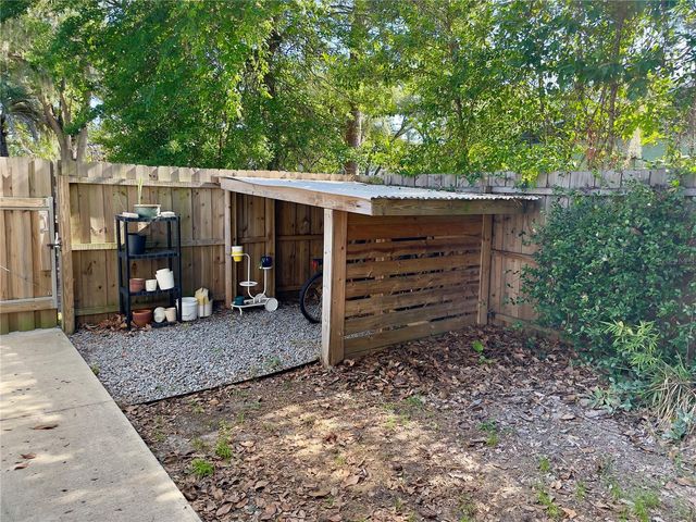 1032 NE 19TH PLACE, Gainesville, FL 32609
